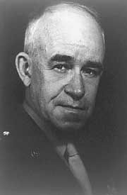 Official portrait of Omar Bradley. (Library of Congress)
